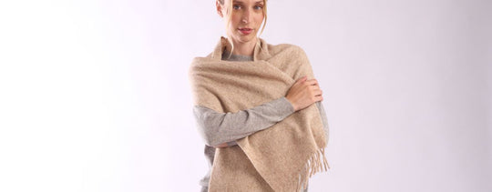 5 Reasons to Choose Alpaca Scarves Over Traditional Wool