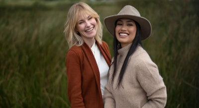 Suchen Sie nach dem perfekten Muttertagsgeschenk? Probieren Sie Alpaka-Kleidung!