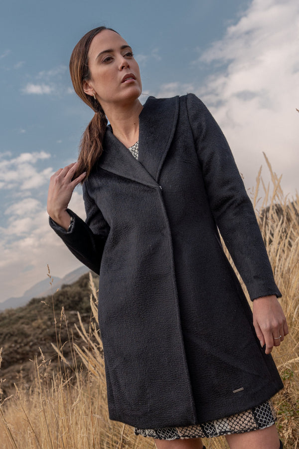 Uriah Baby Alpaca Suri Coat — Black — black baby alpaca by Kuna