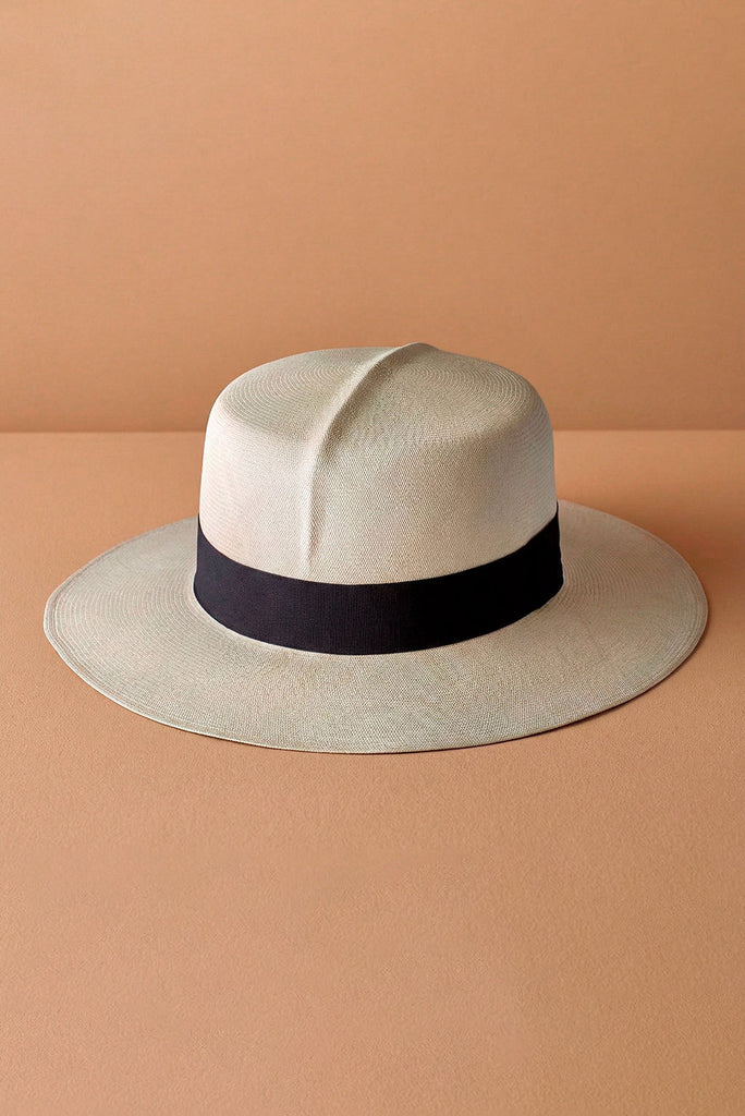 Montecristi Panama Hat Optimo Traveler Hat Fine Fine Weave  display picture 3