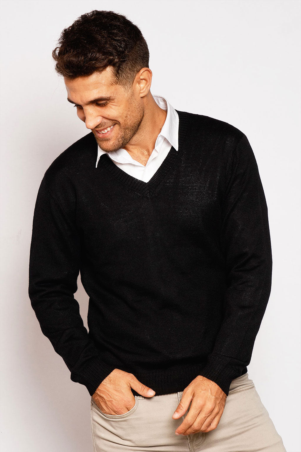 Men's V-Neck Royal Alpaca Sweater Camel / S Men's V-Neck Royal Alpaca Sweater Camel / S